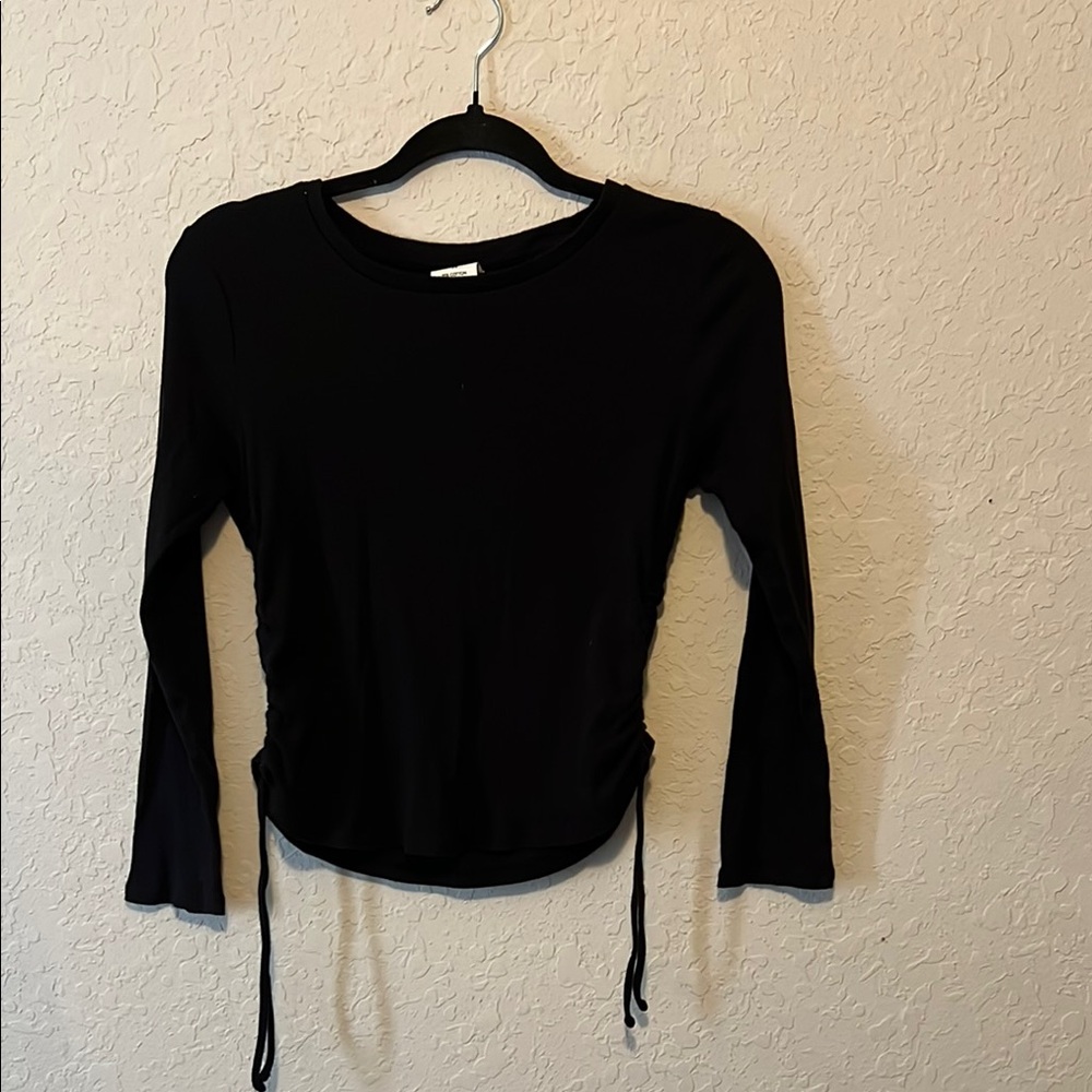 Black Fitted Ruched 3/4 Sleeve Blouse